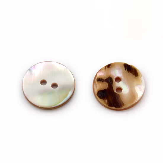 도매 자연 & 흰색 색상 16L 10mm 4 구멍 전복 껍질 단추